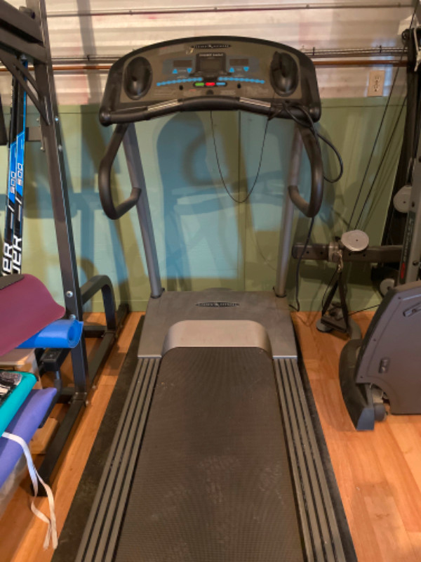Treadmill Vision T9600 HRT Comfort Exercise Equipment Ottawa Kijiji