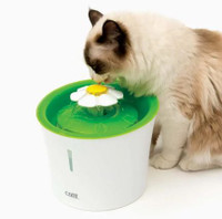 New Catit Flower Fountain - 3 L (100 fl oz) for cats or dogs $60