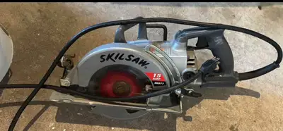 Skil saw 7 1/4” Worm Drive Saw, View more