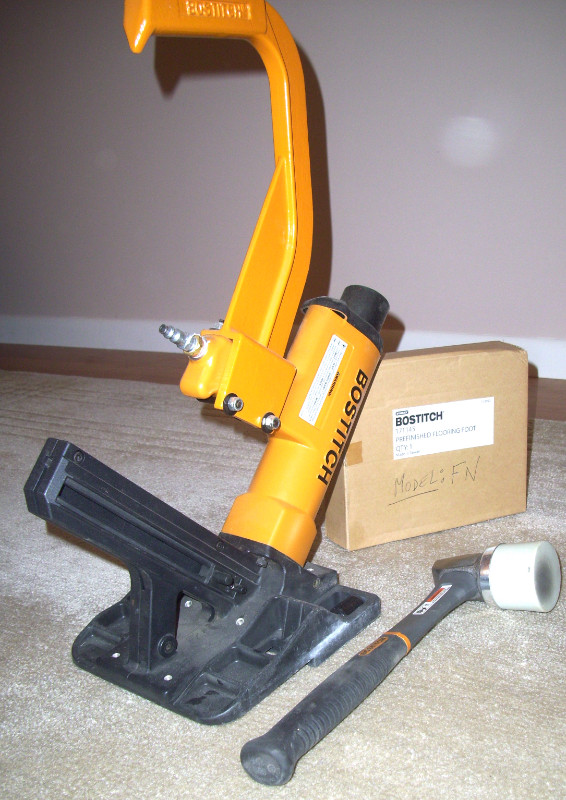 Bostitch Air Flooring Nailer in Hand Tools in Pembroke - Image 2