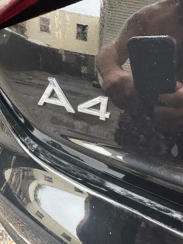 Audi A4 2.0T Quattro513080911924439042