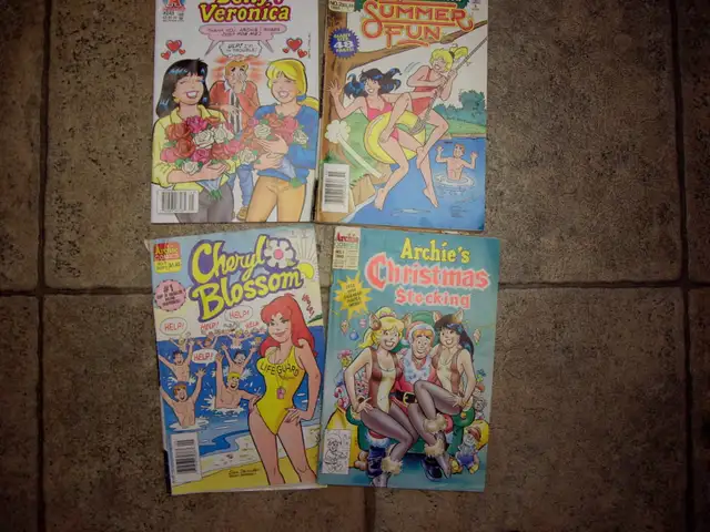 COMICS 56435641715671715842