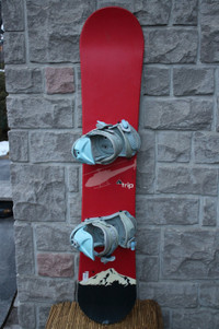 Fiberglass Snowboard with metal edges Trip 145 cm with LTD bindi