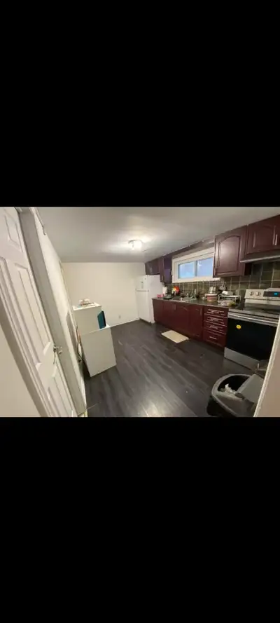 Room for rent Scarborough Furnished near kennedy subway
