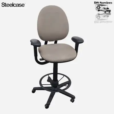 Steelcase High Back Office Chair Drafting Stool W/Wheels K8332, View more