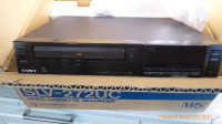 Sony SLV-272UC Video cassette recorder - NEW