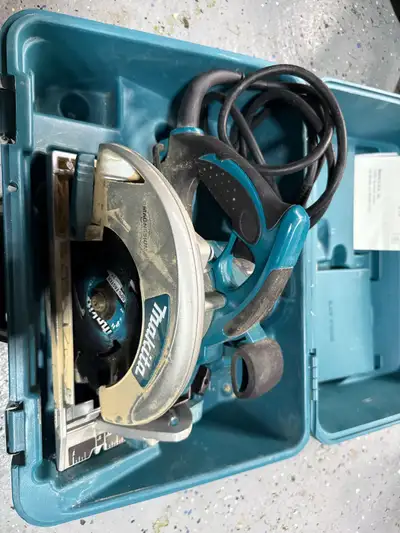 Makita 5007MG Circular Saw, View more
