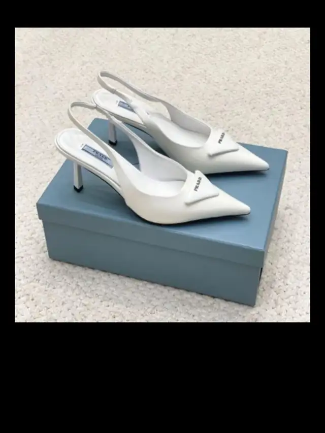 Desinger Heel in Women's - Shoes in Markham / York Region - Image 3