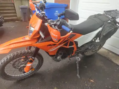 KTM 390 enduro R 2025 good bike good shape