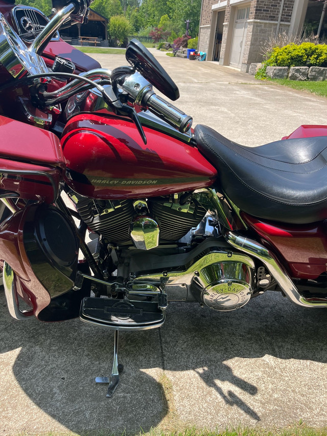 2006 Harley roadglide in Motorcycle Parts & Accessories in St. Catharines - Image 4