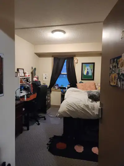 Room for sublet. $875 . September 2025 to April 2025.