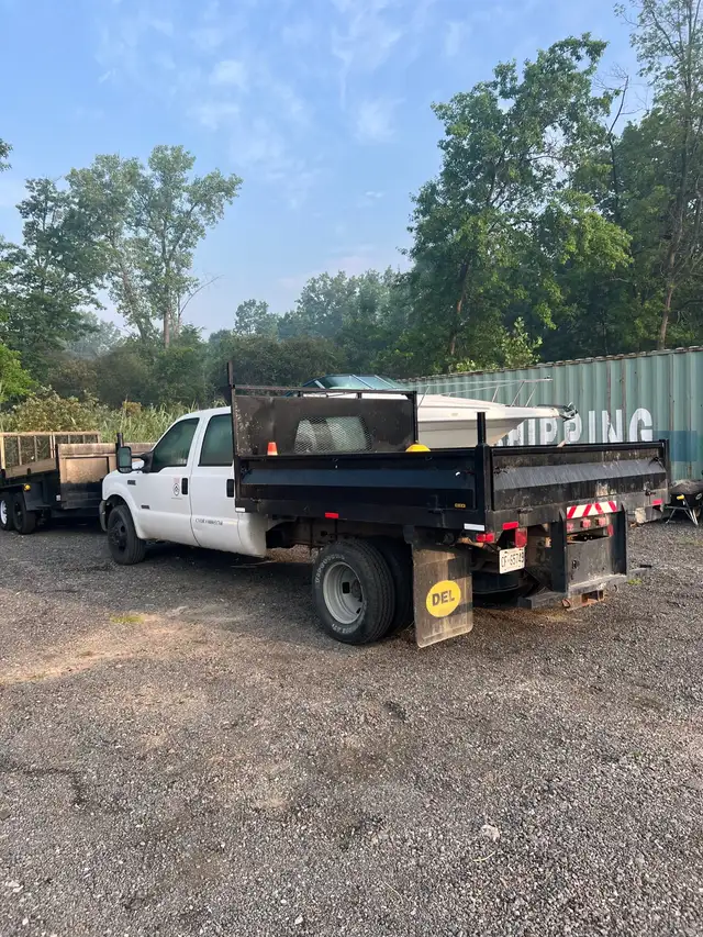 Ford F-350 Dropside - 6.0 Diesel