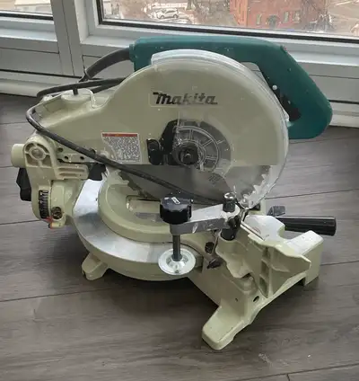 Makita LS1040 Professional 10” Mitre Saw, View more
