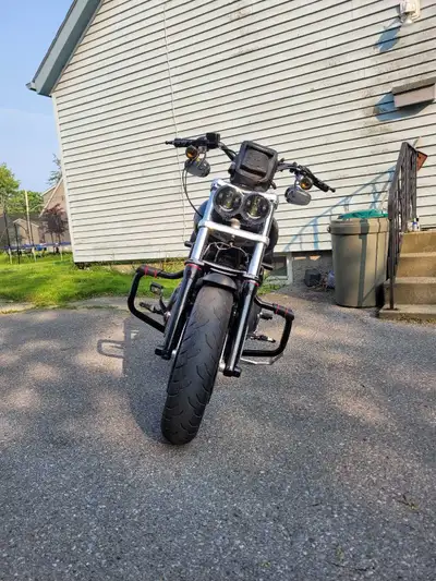 Generic Amazon special Mustache Bar for later model Harley Dyna models (FXD) with forward controls....