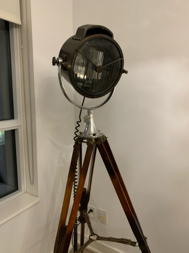 UpCountry Coast Guard/Search Light Tripod Floor Lamp in Indoor Lighting & Fans in City of Toronto - Image 3