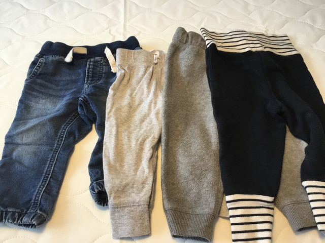 Lot de vêtements pour bébé de 12 à 18 mois et de 18 mois dans Vêtements - 12 à 18 mois  à Longueuil/Rive Sud - Image 3