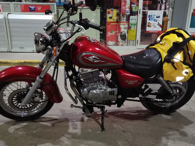 2001 Suzuki Marauder 250 cc,  low miles, reduced to $1800 in Street, Cruisers & Choppers in Barrie - Image 3