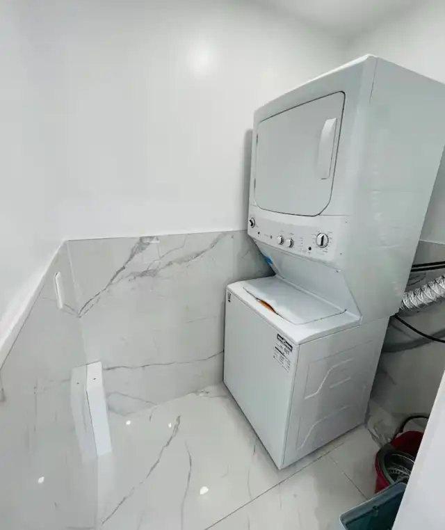 Private Room for rent for Indian/Punjabi Girl from Nove 1 in Room Rentals & Roommates in City of Toronto - Image 9