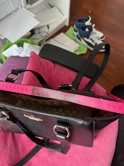 Good condition black bag, moving sale, cash at pick up only!