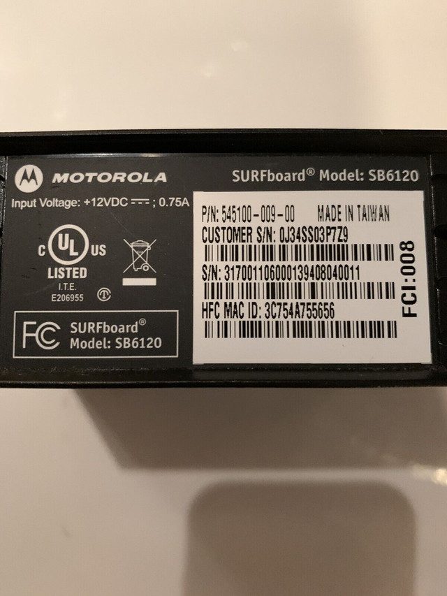 Motorola surfboard SB6120 Modem in Networking in Oakville / Halton Region - Image 3