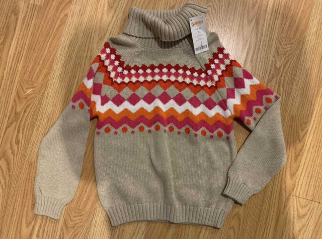BNWT 5/6 Gymboree Sweater in Clothing - 5T in City of Toronto