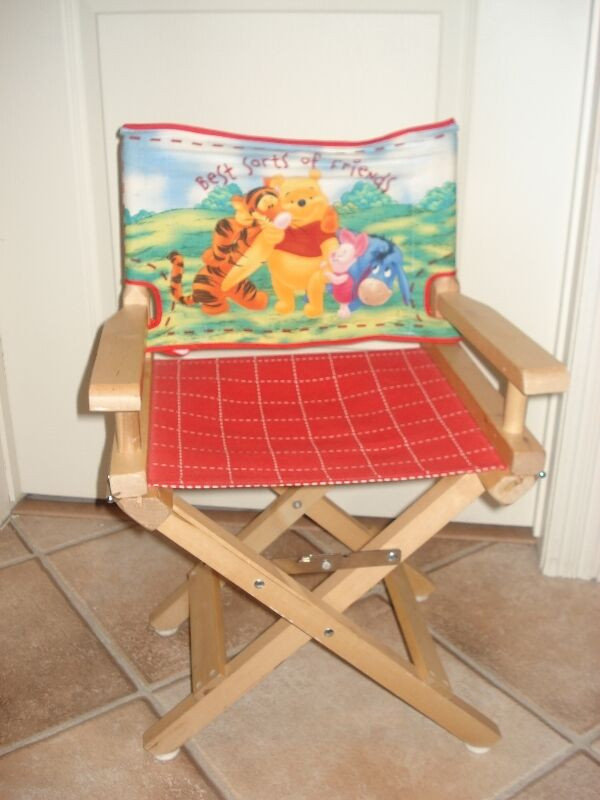 Chaise en bois pour enfant Winnie The Pooh dans Jouets et jeux  à Ville de Montréal