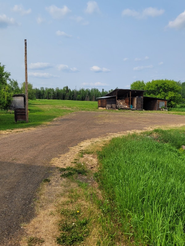 BEAUTIFUL COUNTRY HOUSE FOR SALE BY OWNERS Houses for Sale Thunder