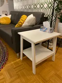 IKEA LUNNARP COFFEE/SIDE TABLE - WHITE