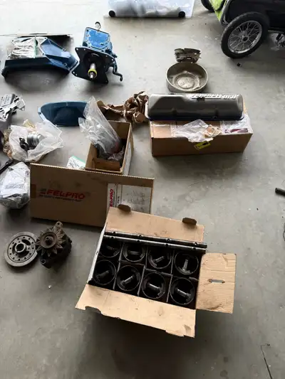 All kinds of parts, new starter, new 650 carb, new cluch,fly wheel,new drum break parts. 3 speed tra...