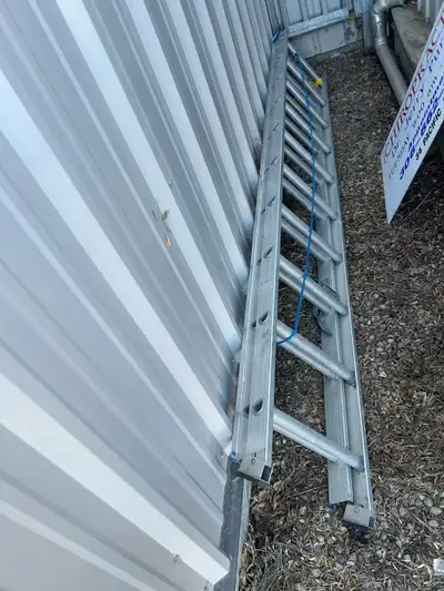 20’ extension ladder, View more