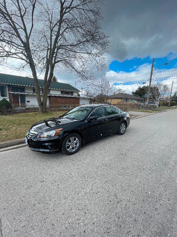 (2nd Price Drop!!!) 2011 Honda Accord SE Black - Super Low KMs in Cars & Trucks in City of Toronto - Image 3