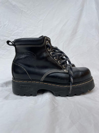 Women’s Roots Black Leather Boots
