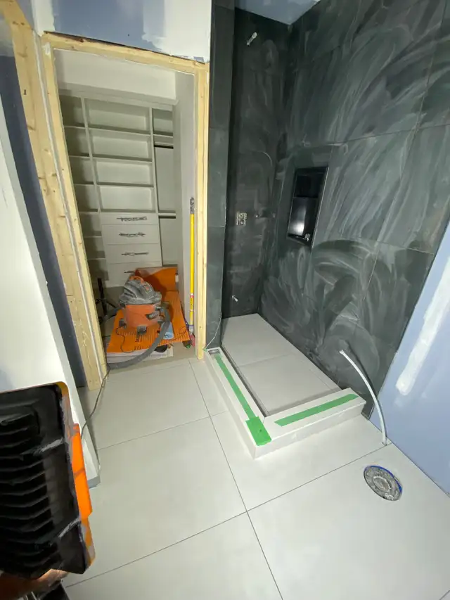 Carpenter/ Handyman services64988203743363122