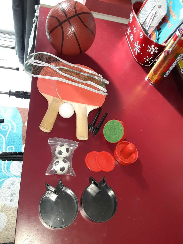 4 in 1 Game table in Toys & Games in Mississauga / Peel Region - Image 2