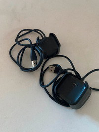 “NEW” Fitbit VERSA 2 Chargers (2)