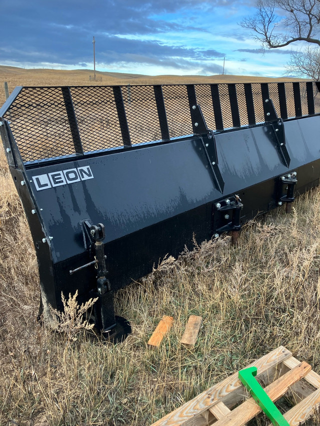 Leon 16’blade for sale  in Farming Equipment in Moose Jaw