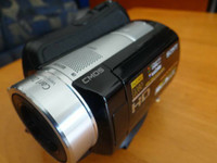 Sony HDR-SR10 (40 GB) 1080P Hard Drive Camcorder
