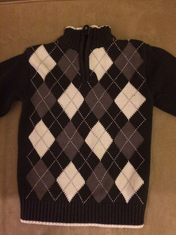 Boys' Sweaters, Hoodies and more (size 4T) in Clothing - 4T in City of Toronto - Image 2