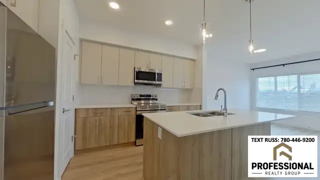 BRAND NEW, PET FRIENDLY 4 Bdrm & 3 FULL Bath Main Suite in SE