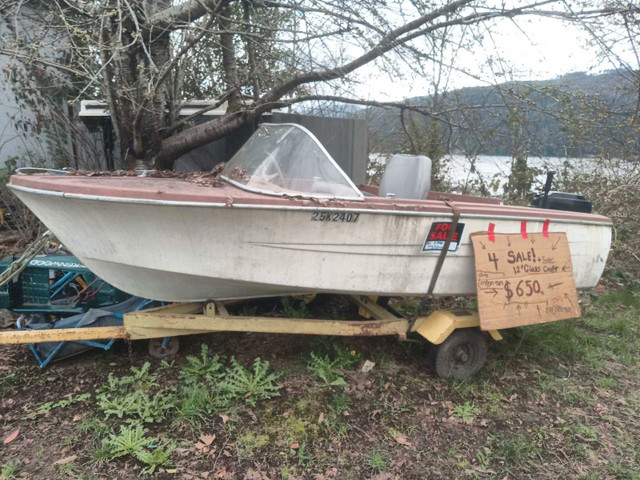 12 ft glass craft boat and trailer for sale in Other in Port Alberni - Image 4