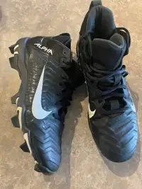 Nike Football cleats, men’s size 8.5