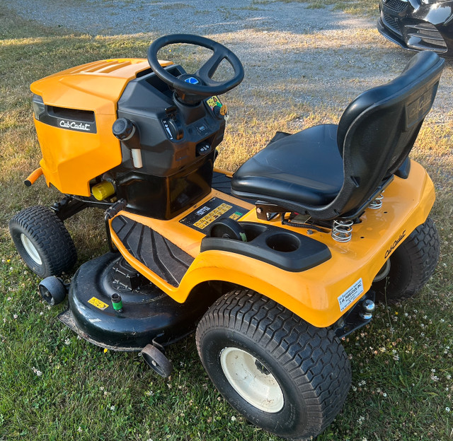 Tracteur cub cadet dans Tondeuses et souffleuses  à Lévis - Image 4