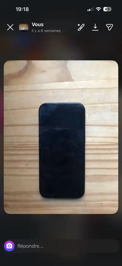 IPhone 15 et IPhone XR, View more
