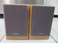 Panasonic Model SB-PM07 Wood 6ohm Ported Speakers Superb Sound!!