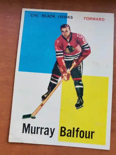 1960-61 Topps #12 Murray Balfour Chicago Black Hawks Vintage , View more