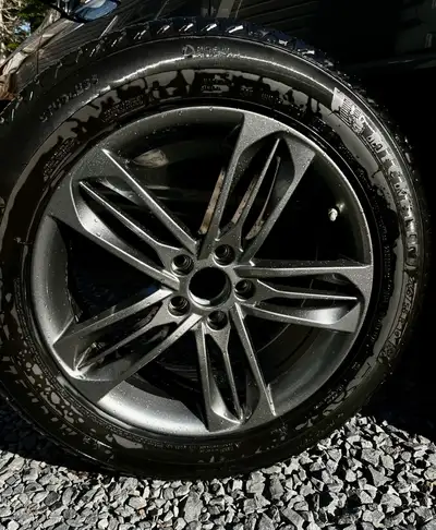 19” OEM style wheels with TPMS and Michelin X-Ice Snow 235/55/19. The rims are in excellent conditio...