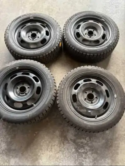 Fits 2018-2023 Hyundai Kona, Hyundai Sonata, Kia Seltos, Kia K5, Mazda Cx-3. Like new condition, les...