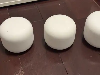 Google Nest WiFi (2nd gen) with pods, View more