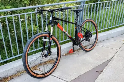 ‍♂️ Marin Bobcat Trail 5 – Large (Like New), View more