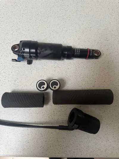 rockshox sidluxe rear shock , View more